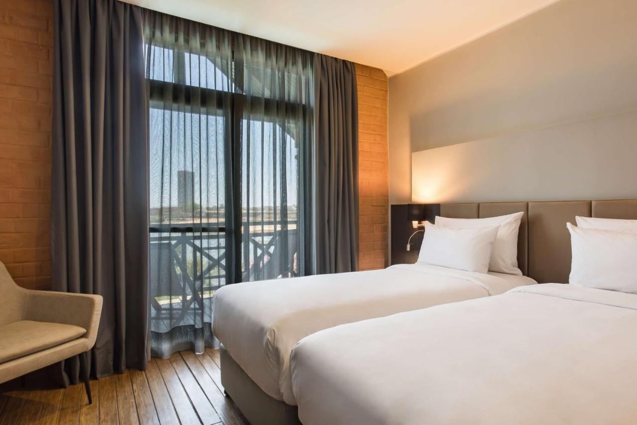 Radisson Hotel Tamboho Waterfront Antananarivo Luaran gambar