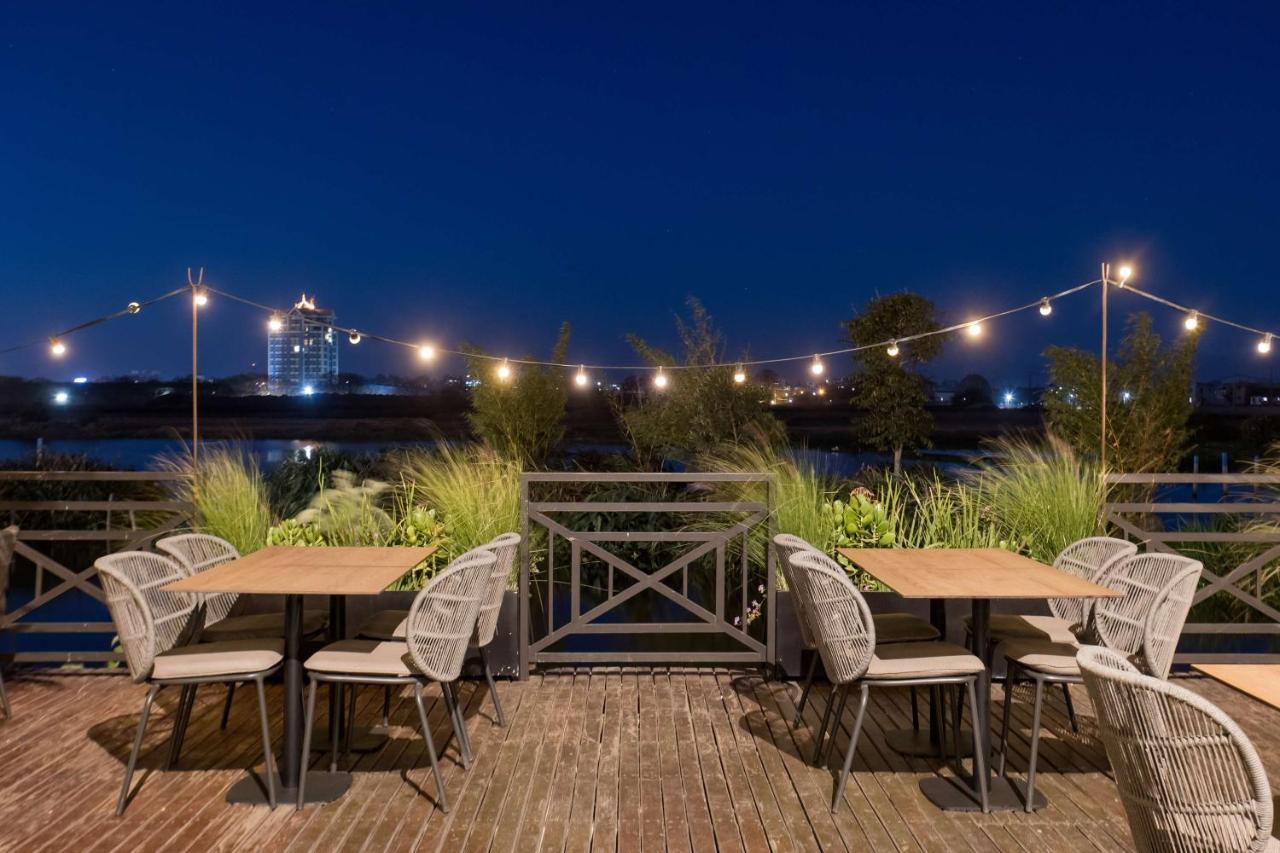 Radisson Hotel Tamboho Waterfront Antananarivo Luaran gambar