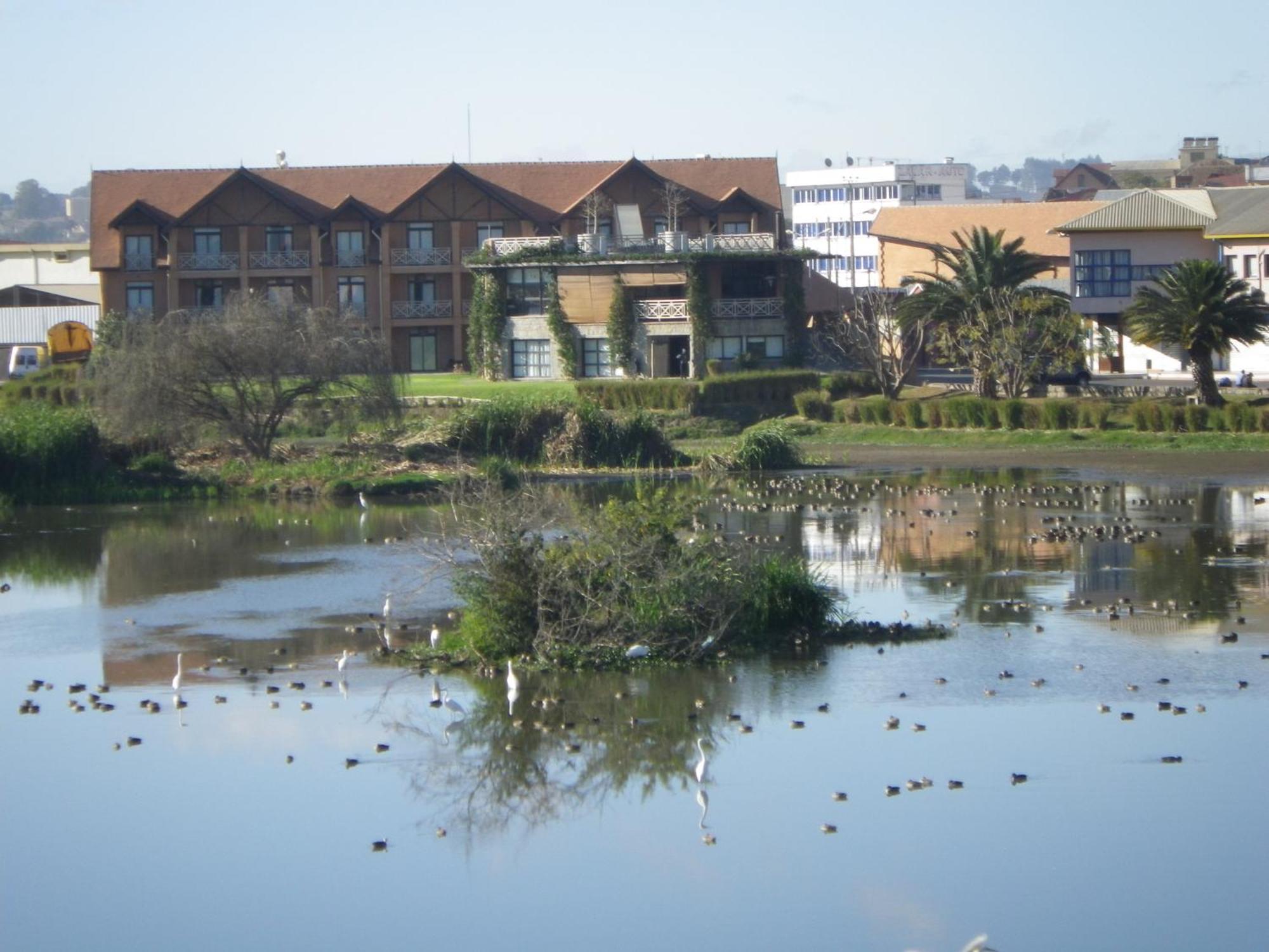 Radisson Hotel Tamboho Waterfront Antananarivo Luaran gambar